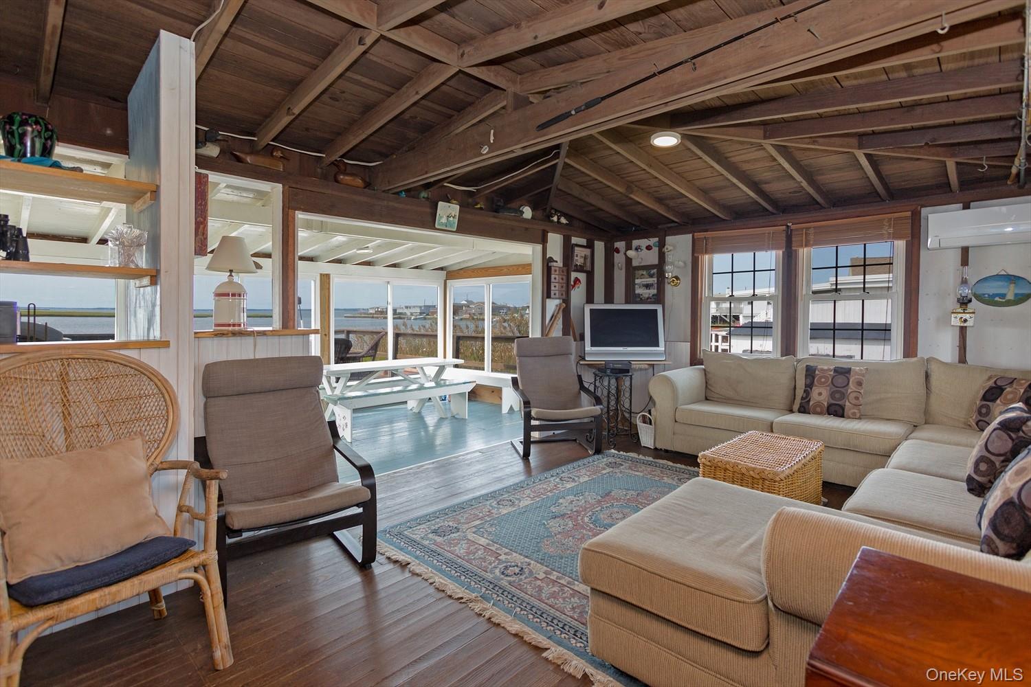 39 Point Road, Westhampton Beach, NY 11978