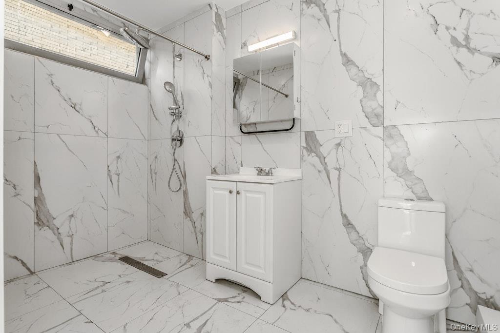 2309 Broadway, Astoria, NY 11106