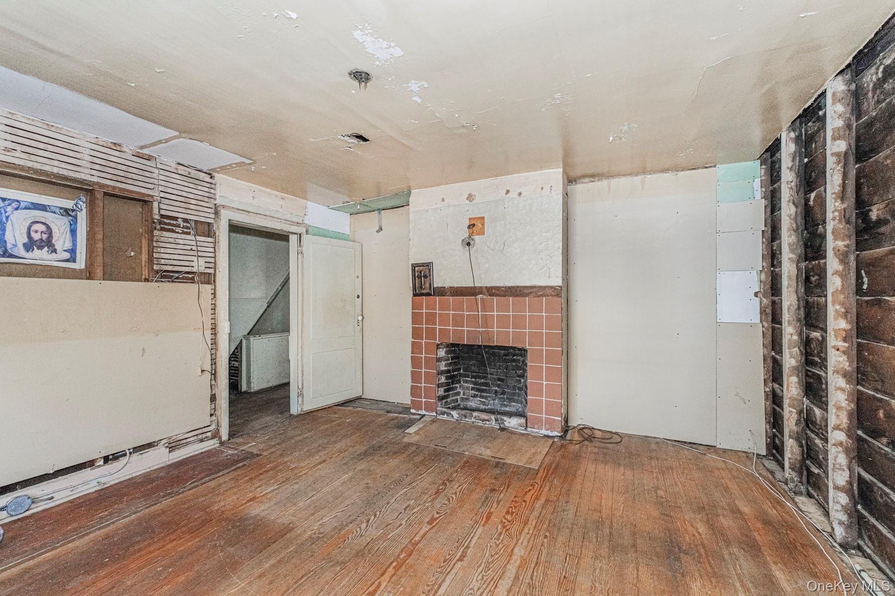 102 wright Street, Staten Island, NY 10304