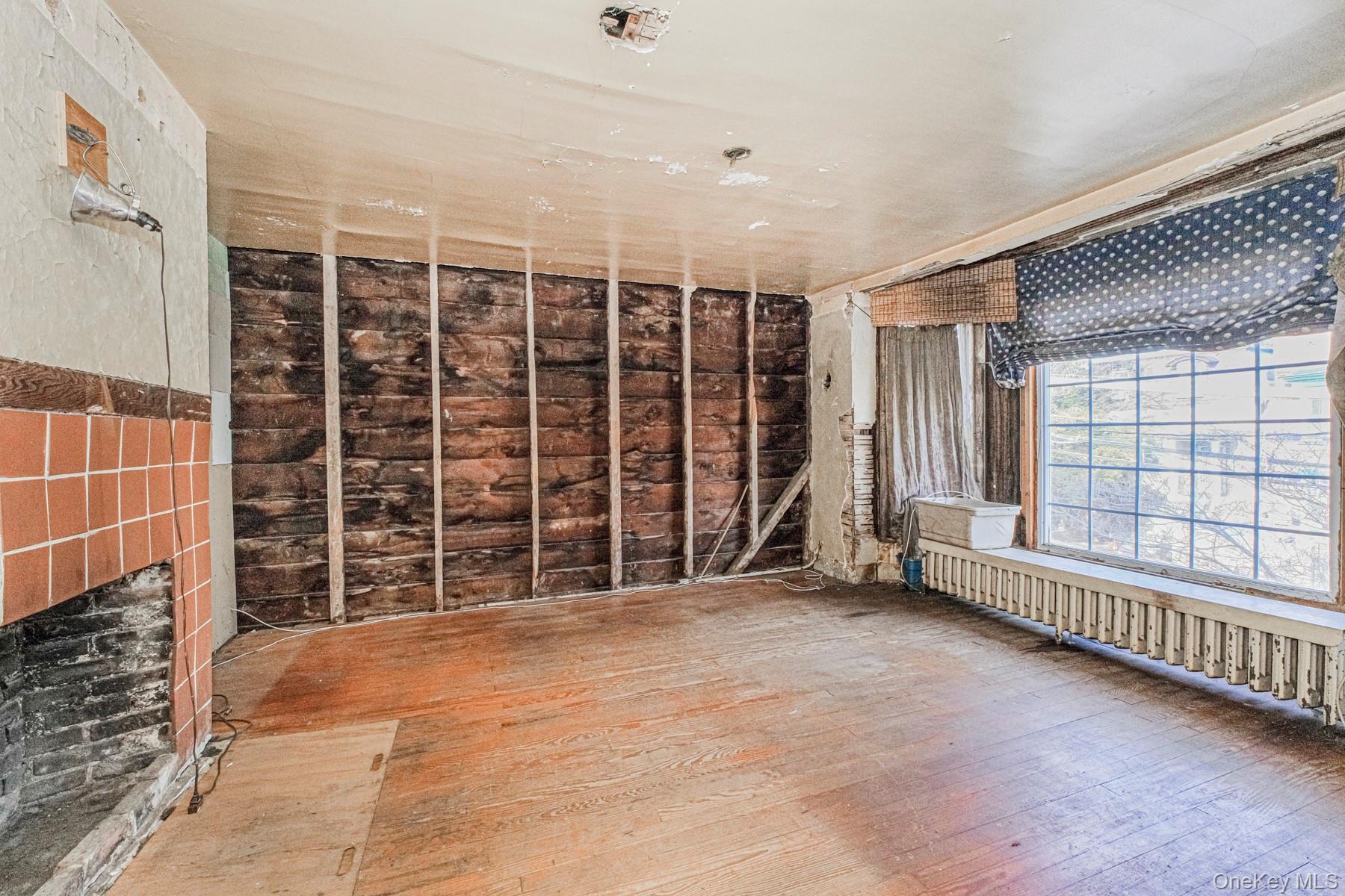 102 wright Street, Staten Island, NY 10304