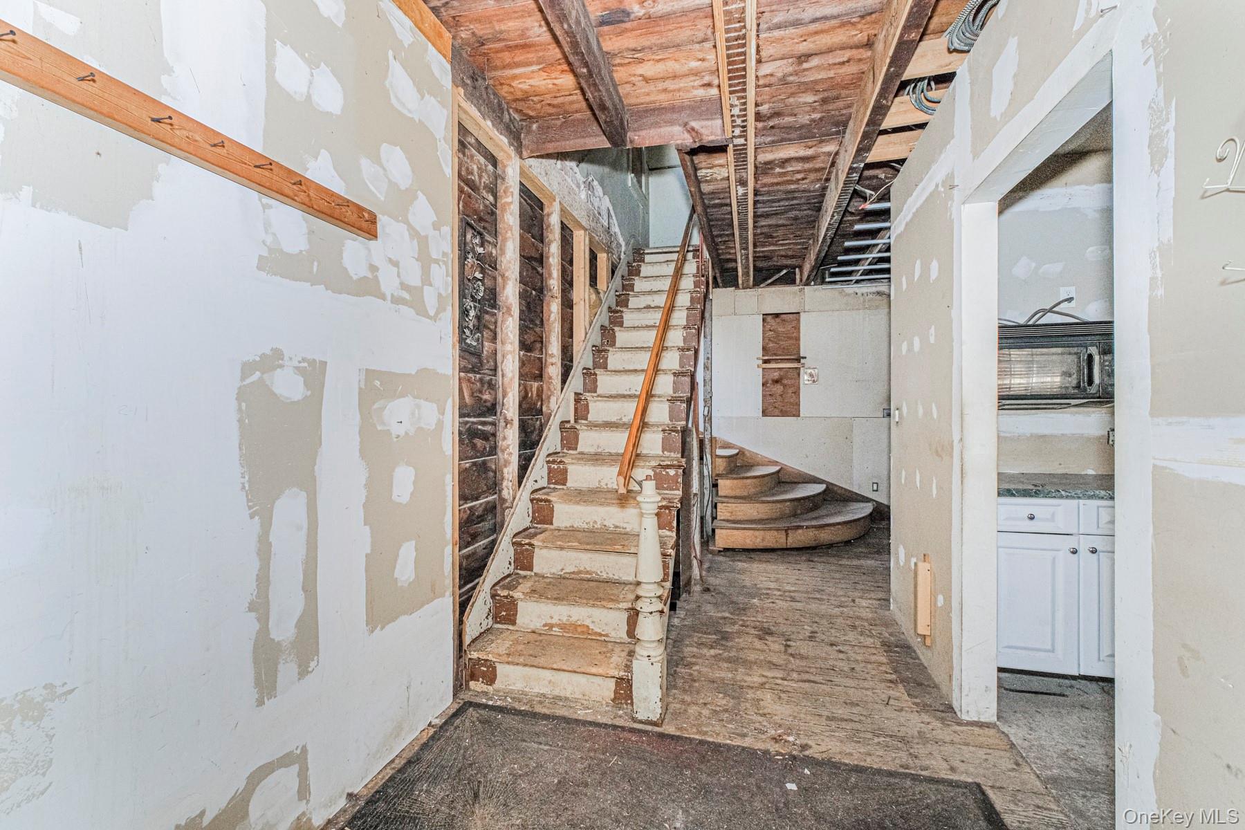 102 wright Street, Staten Island, NY 10304