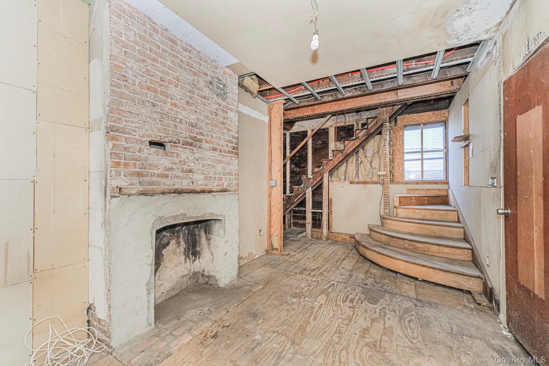 102 wright Street, Staten Island, NY 10304