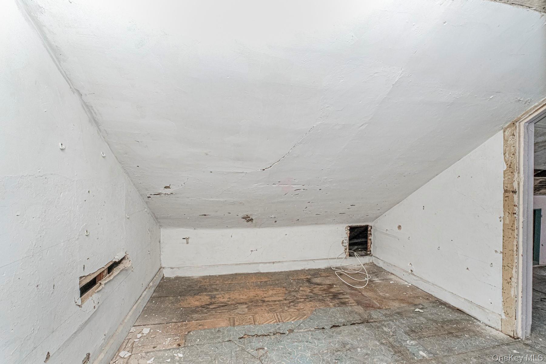 102 wright Street, Staten Island, NY 10304