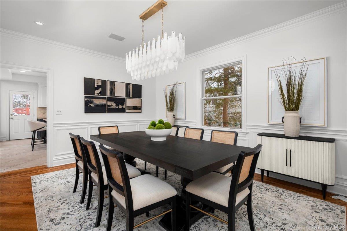 31 Howell Avenue, Larchmont, NY 10538