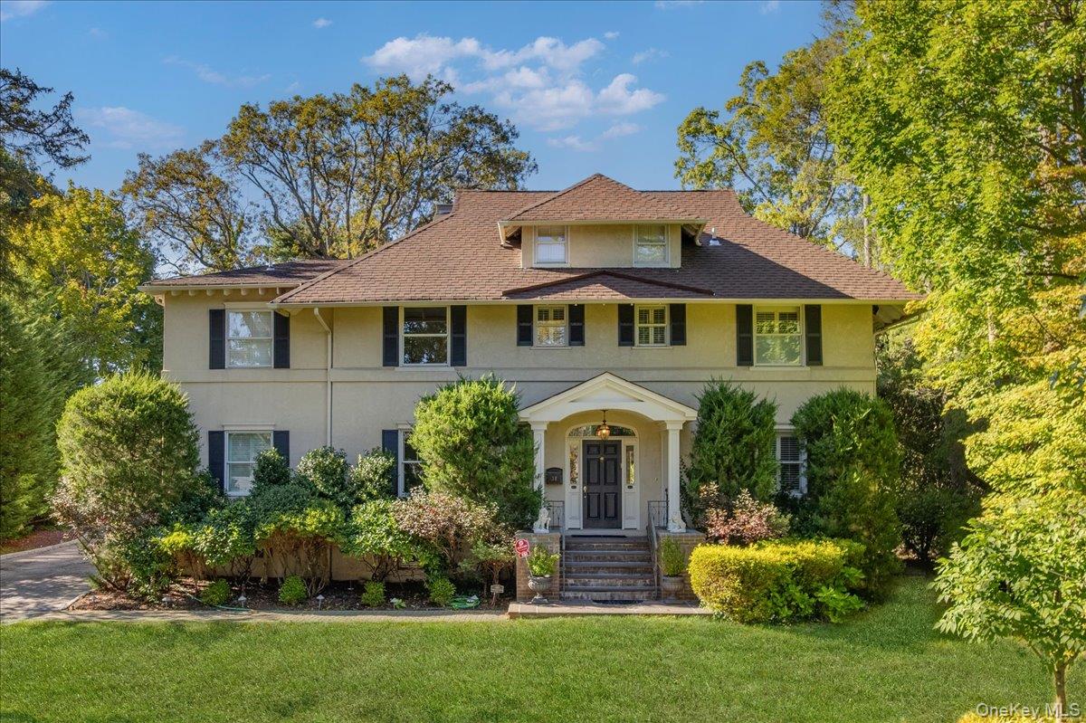 31 Howell Avenue, Larchmont, NY 10538