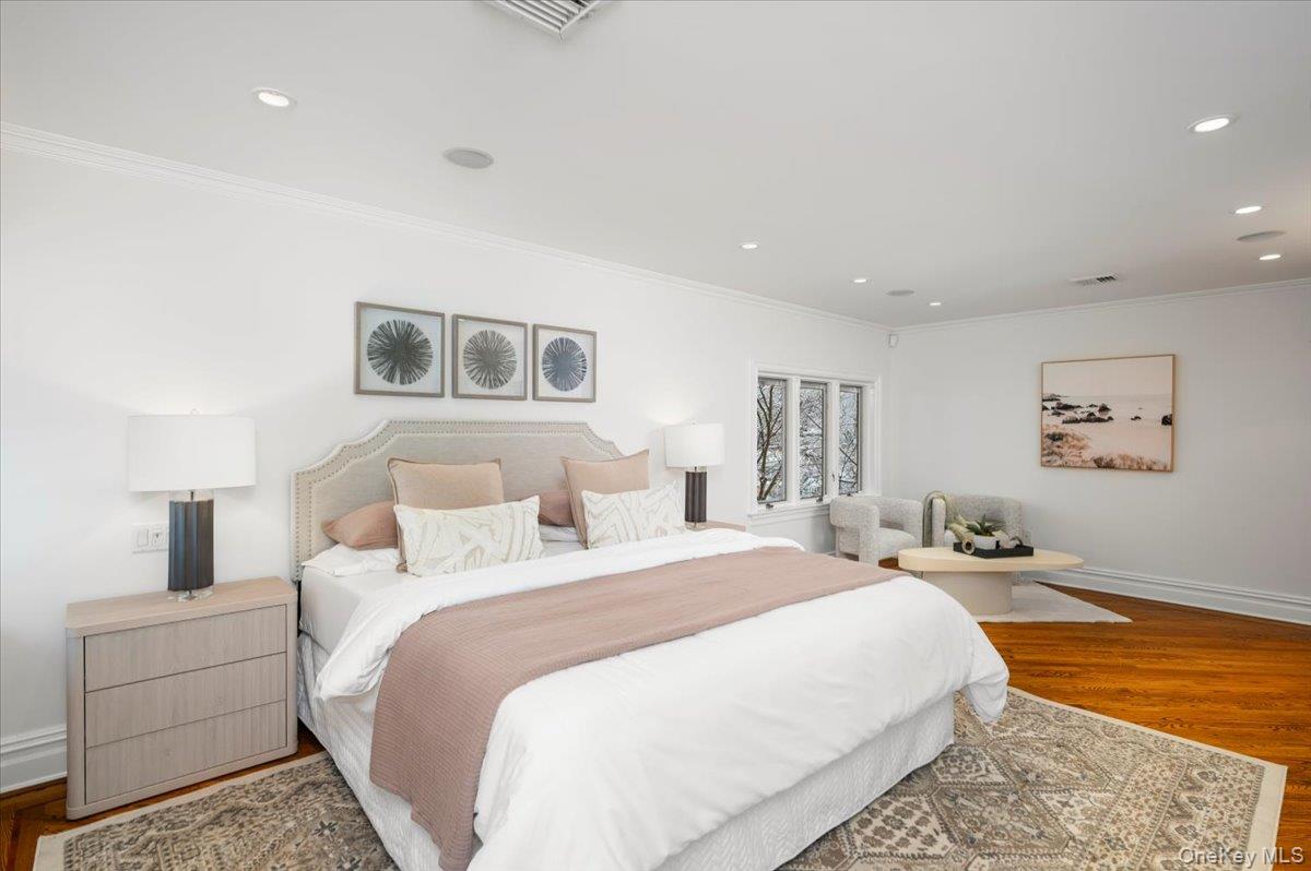 31 Howell Avenue, Larchmont, NY 10538