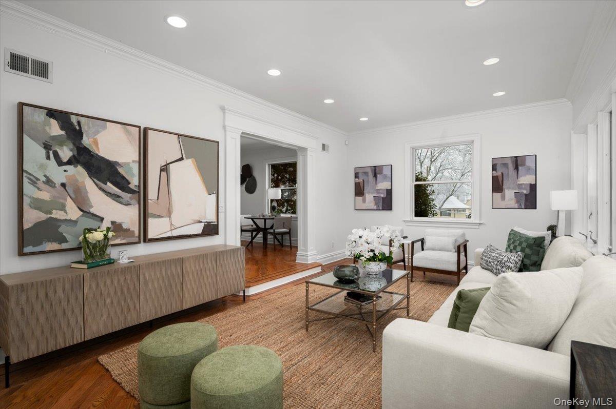 31 Howell Avenue, Larchmont, NY 10538