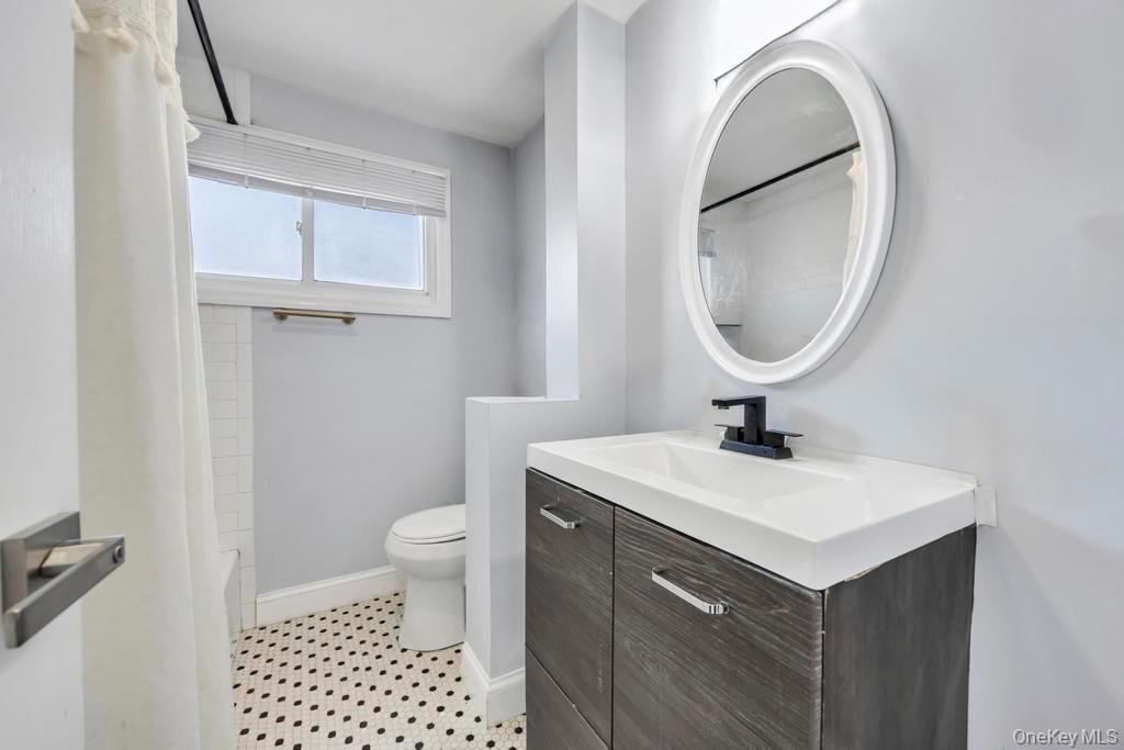 111 Blacksmith Road E, Levittown, NY 11756