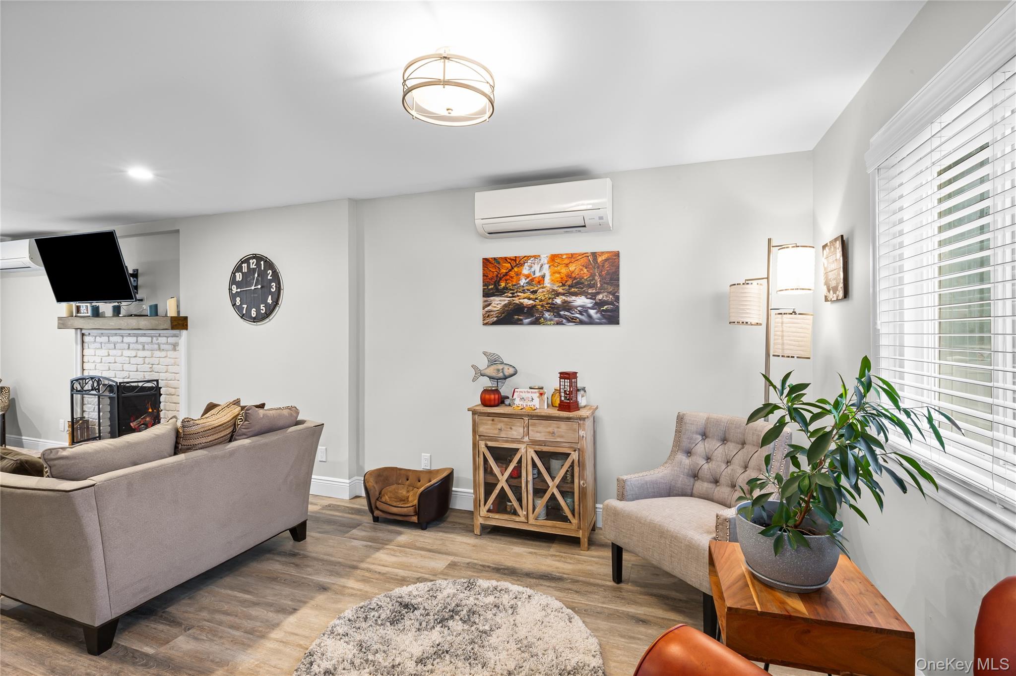 31 Country Lane Drive, Kings Park, NY 11754