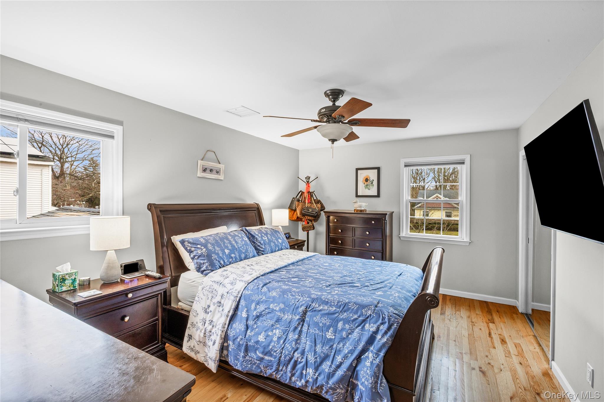 31 Country Lane Drive, Kings Park, NY 11754