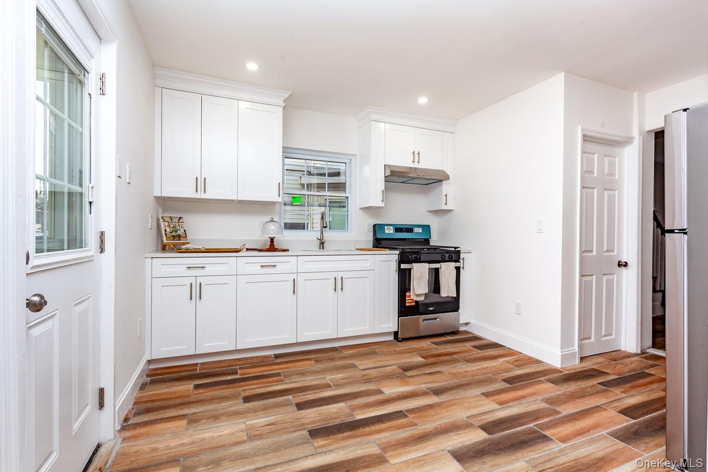 89 Smith Street, Poughkeepsie, NY 12601