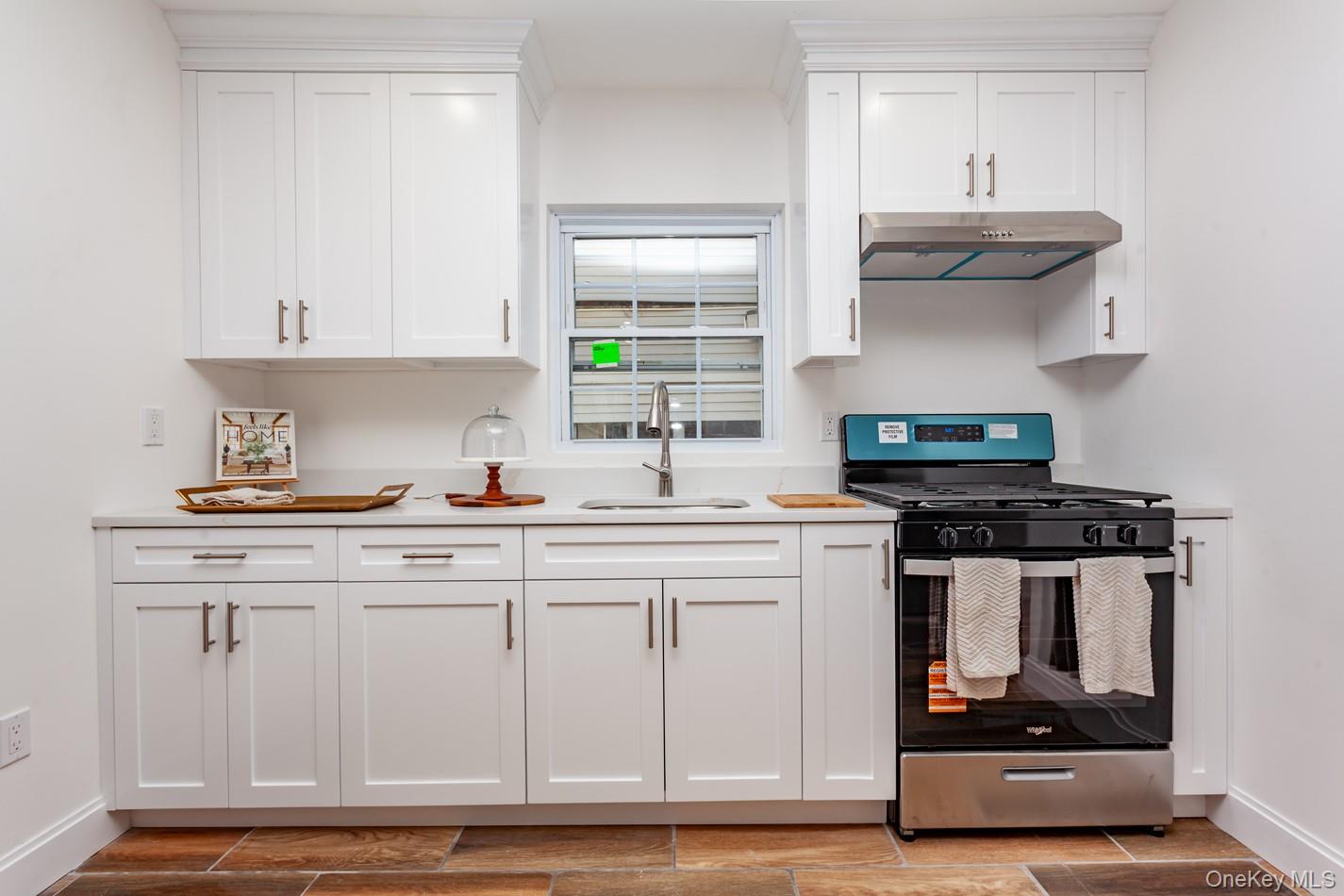 89 Smith Street, Poughkeepsie, NY 12601