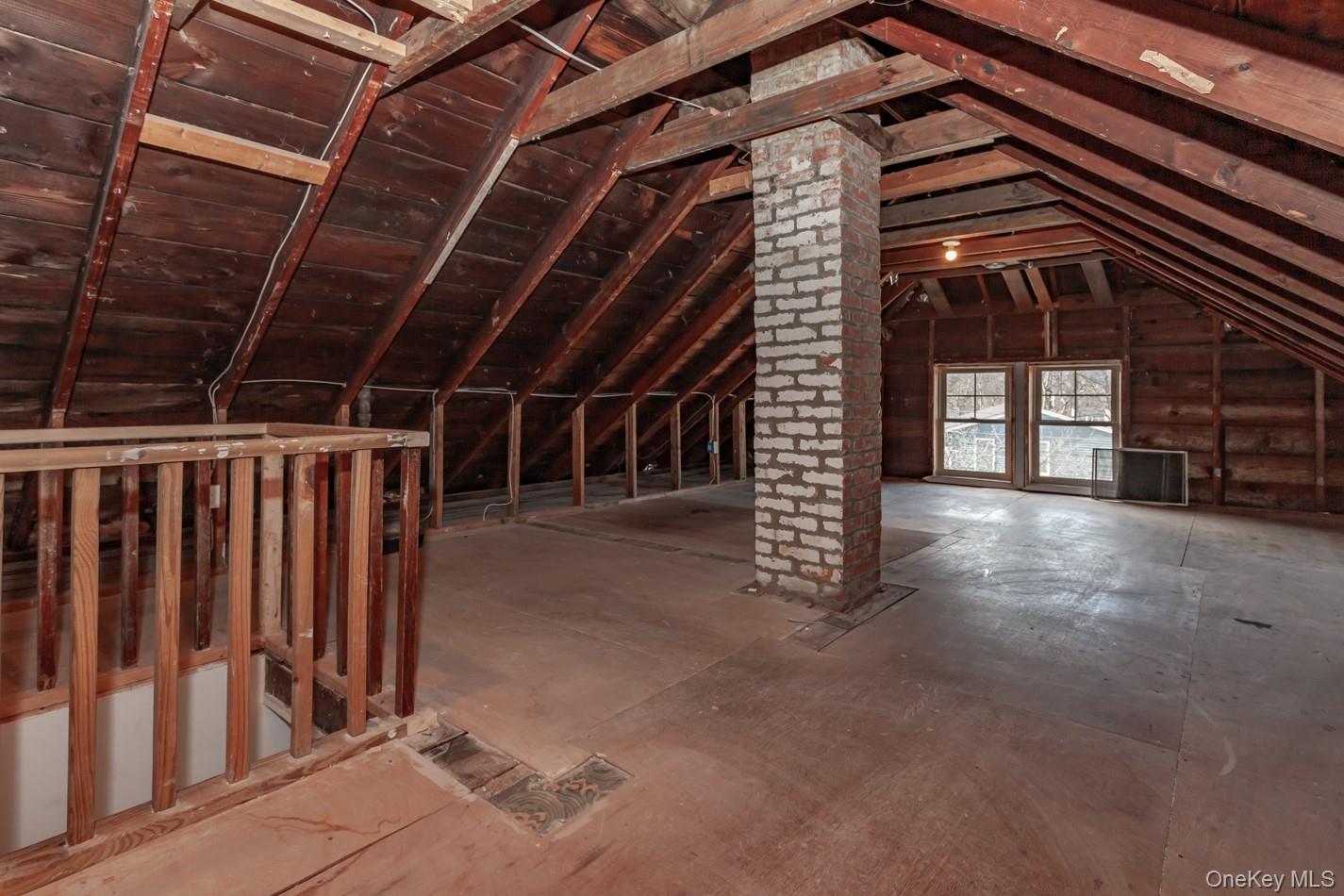 89 Smith Street, Poughkeepsie, NY 12601