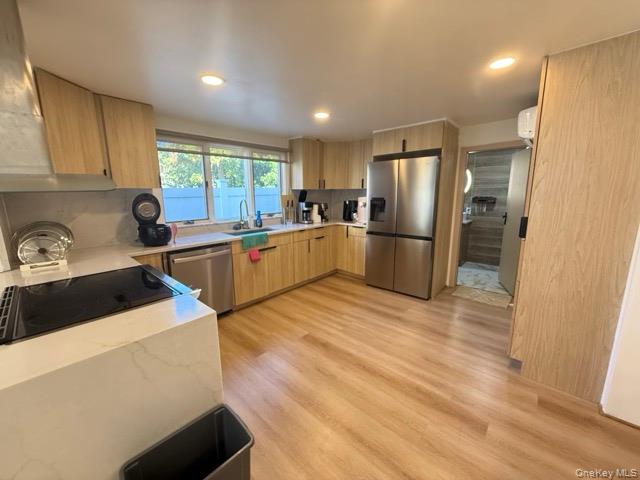 28 Floral Avenue, Bethpage, NY 11714