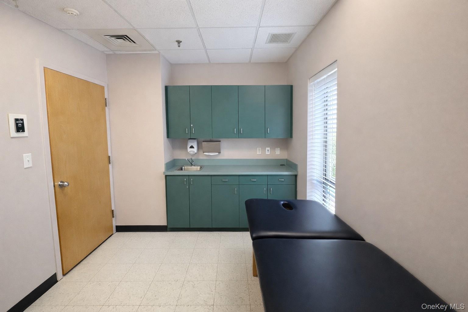 20 Beacon Hill Drive, Yonkers, NY 10522