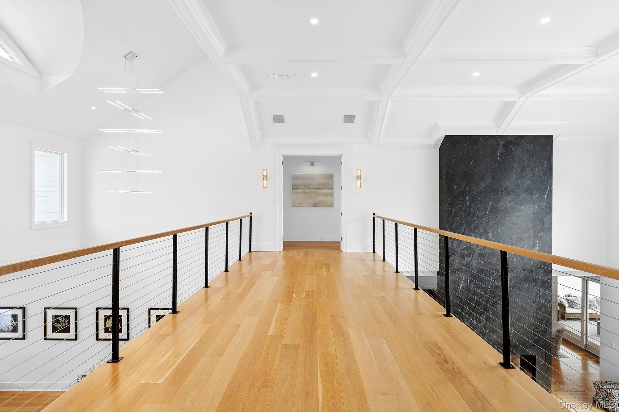 4 Heatherwood Lane, Quogue, NY 11959