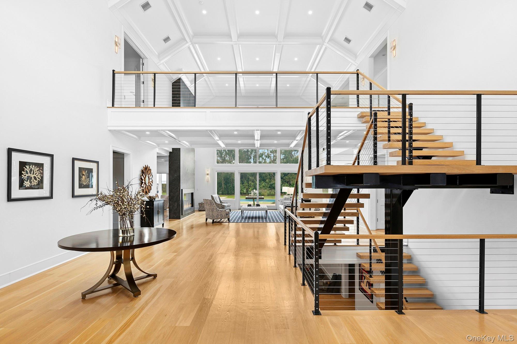 4 Heatherwood Lane, Quogue, NY 11959