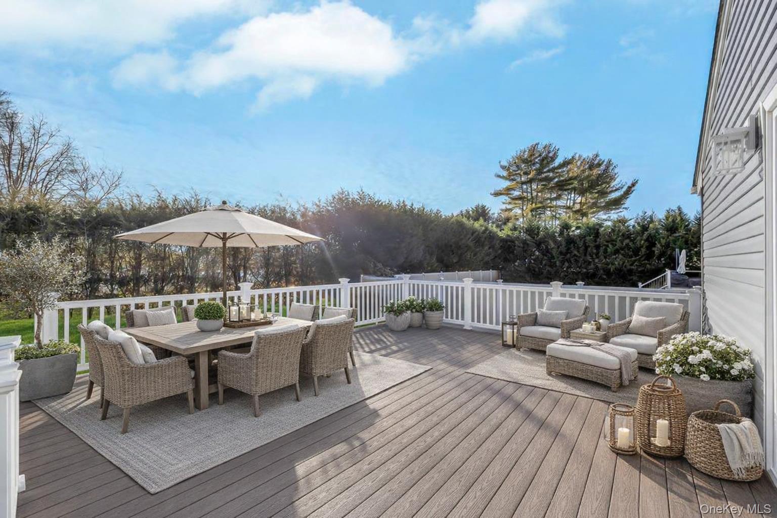 7 Suzanne Lane, Bethpage, NY 11714