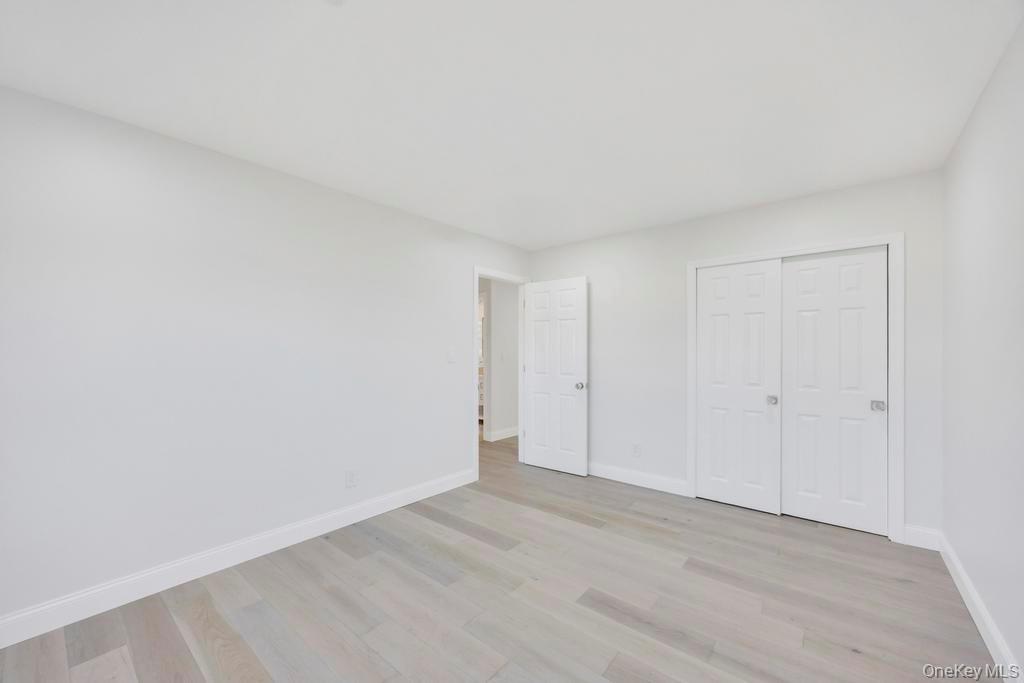 7 Suzanne Lane, Bethpage, NY 11714