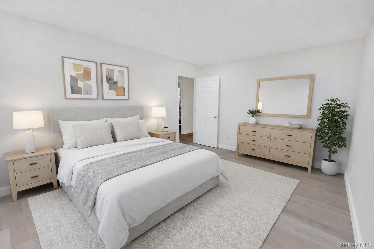 7 Suzanne Lane, Bethpage, NY 11714