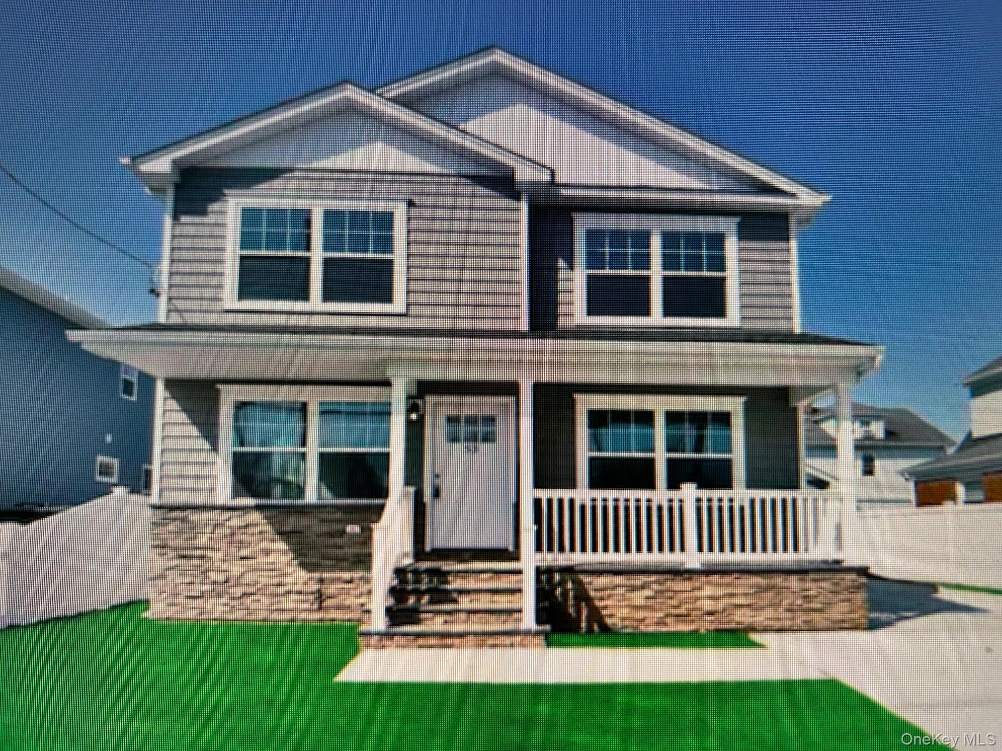 53 Hewlett Street, Hempstead, NY 11550