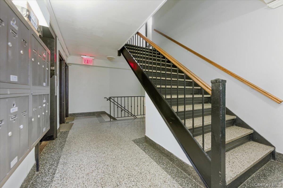 5645 Netherland Avenue # 2F, Bronx, NY 10471