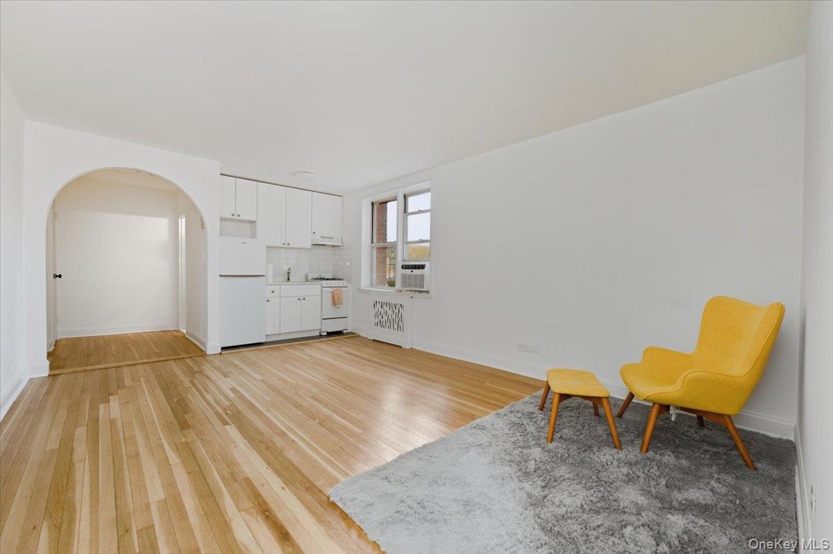 5645 Netherland Avenue # 2F, Bronx, NY 10471