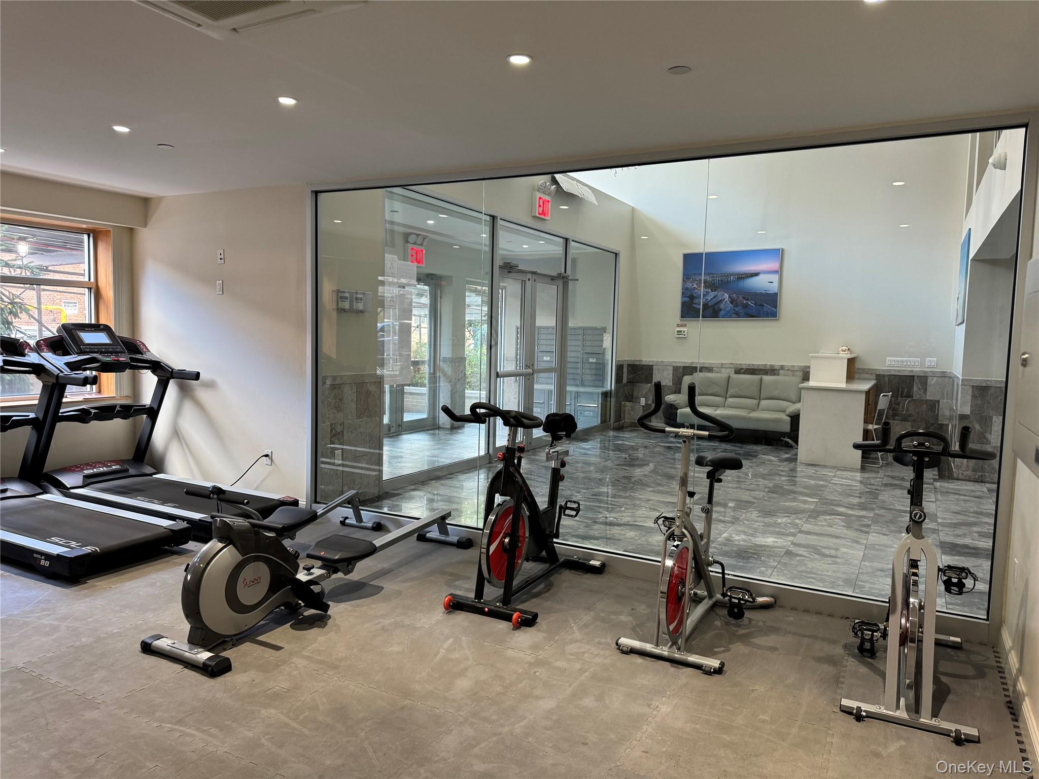 6538 Austin Street # 2H, Rego Park, NY 11374