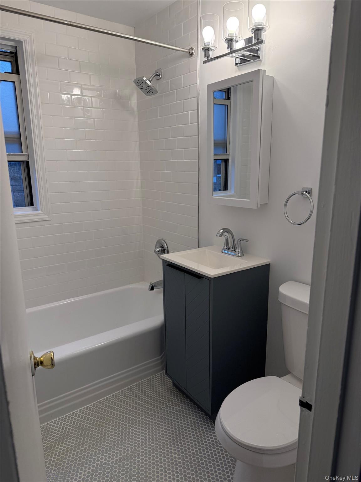 154 Ravine Avenue # 3B, Yonkers, NY 10701