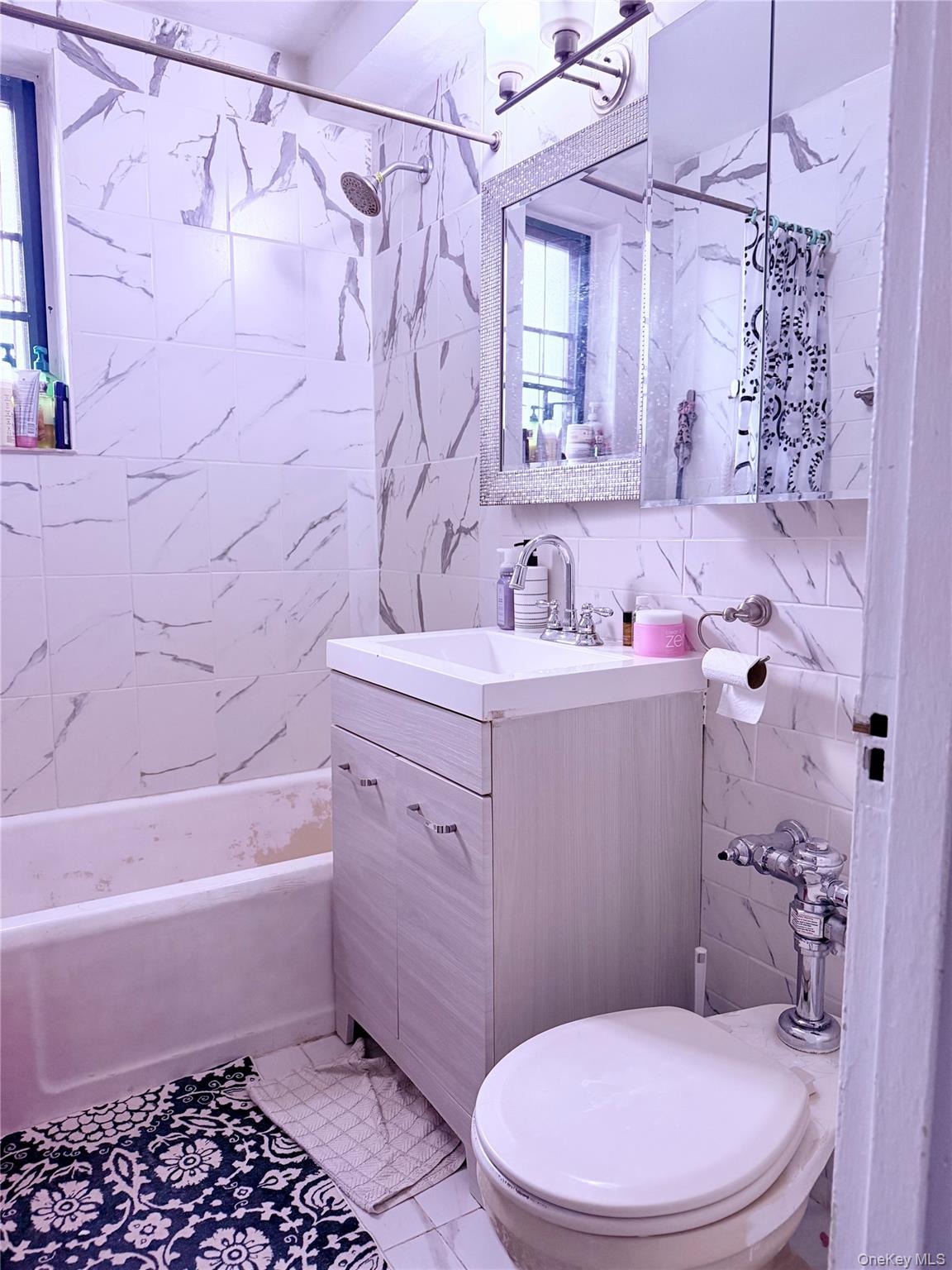 2053 McGraw Avenue # 4E, Bronx, NY 10462