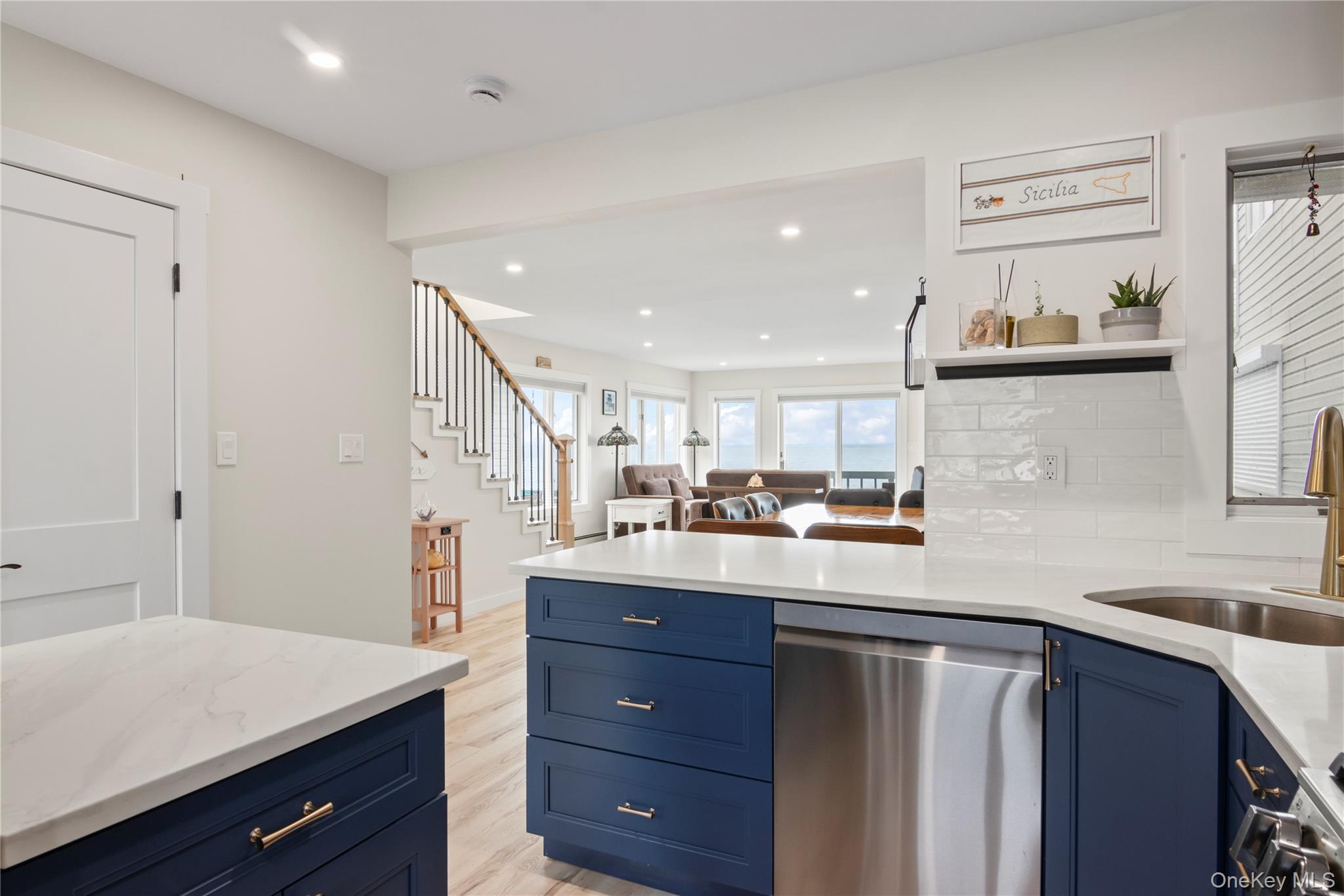 19 Pine Lane, Bayville, NY 11709