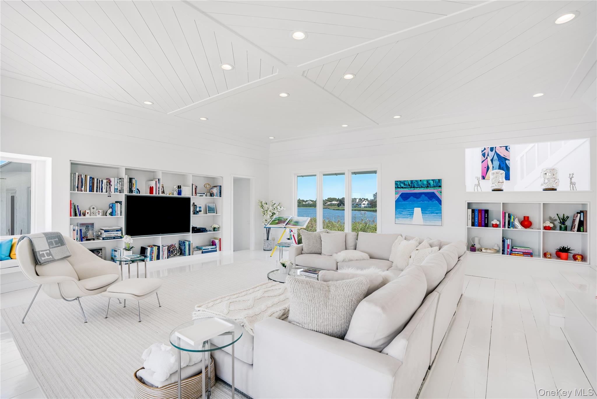 64 W End Road, East Hampton, NY 11937