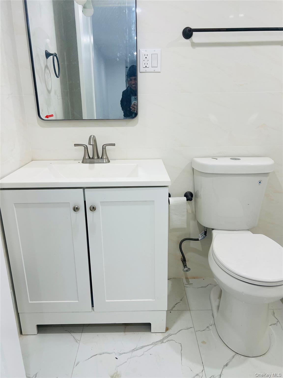 86 Nichols Avenue, Brooklyn, NY 11208