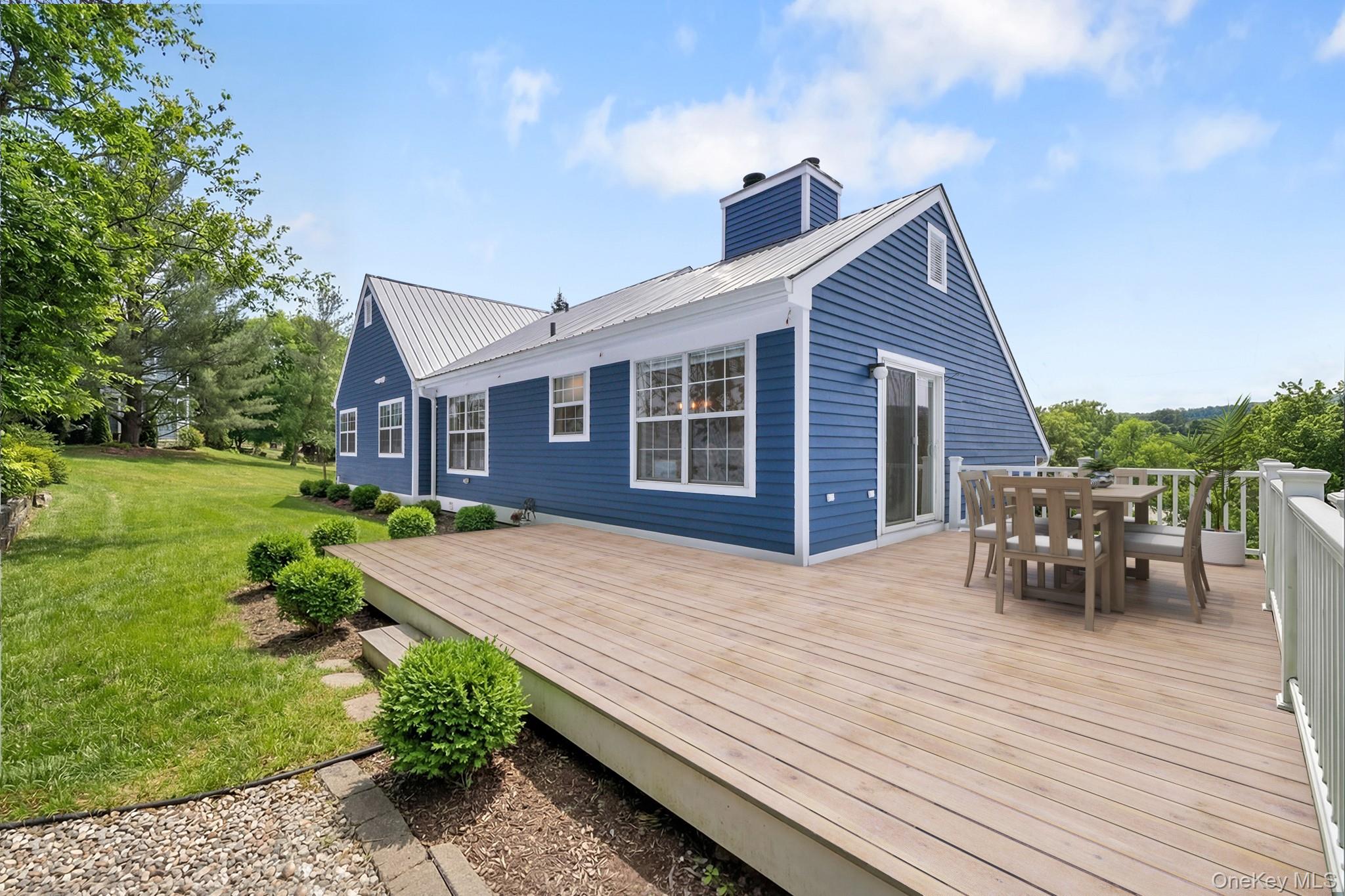 2 Perry Street, Cortlandt Manor, NY 10567