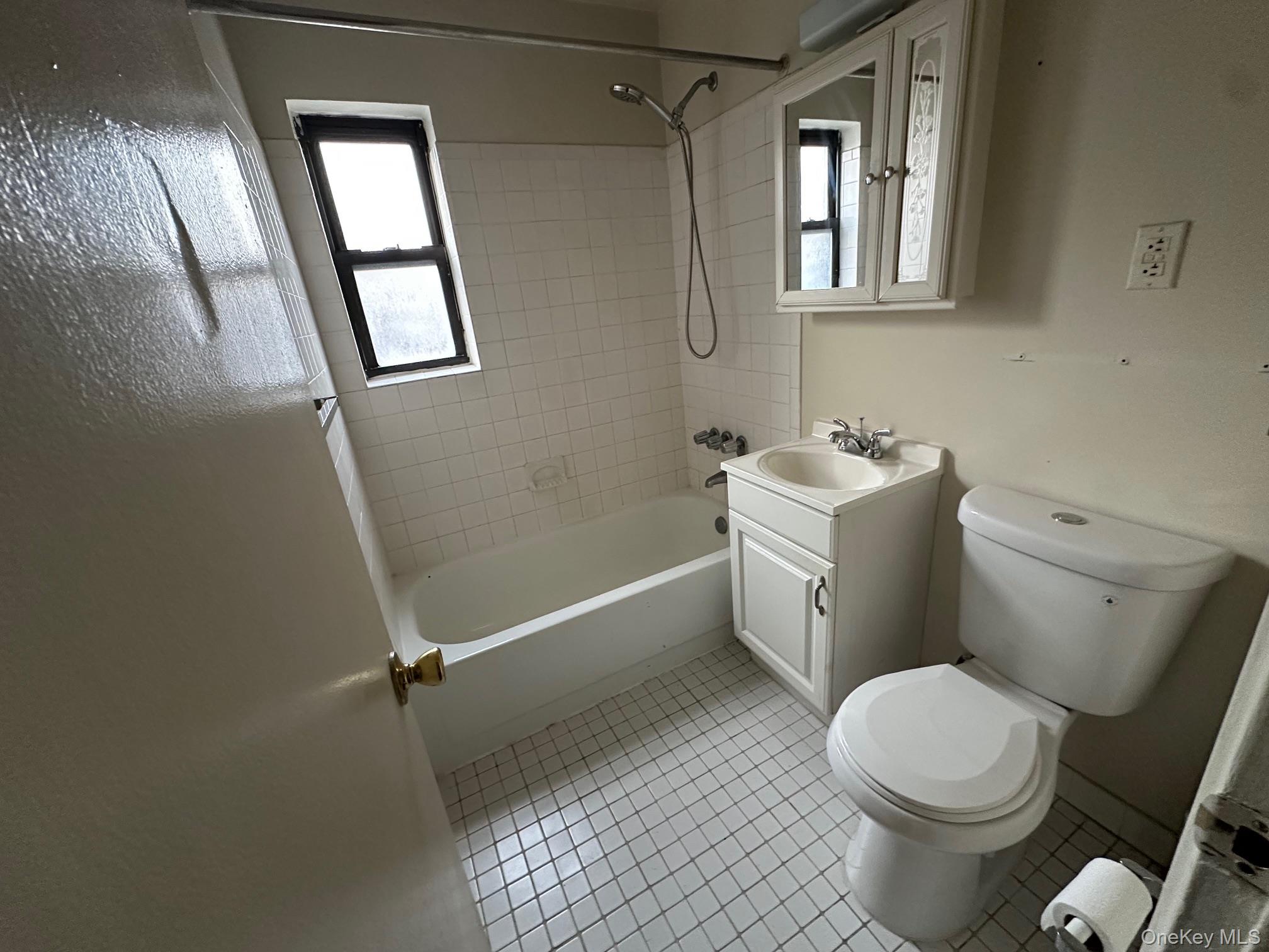 216-04 47th Avenue # 3A, Bayside, NY 11361