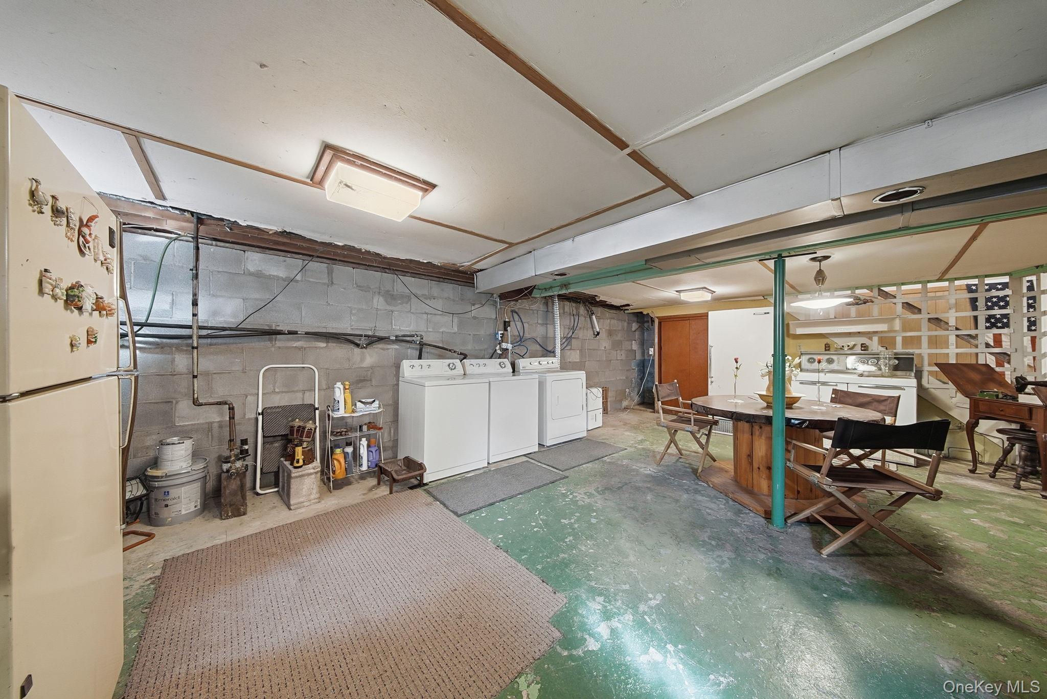 16 Overlook Drive, Newburgh, NY 12550