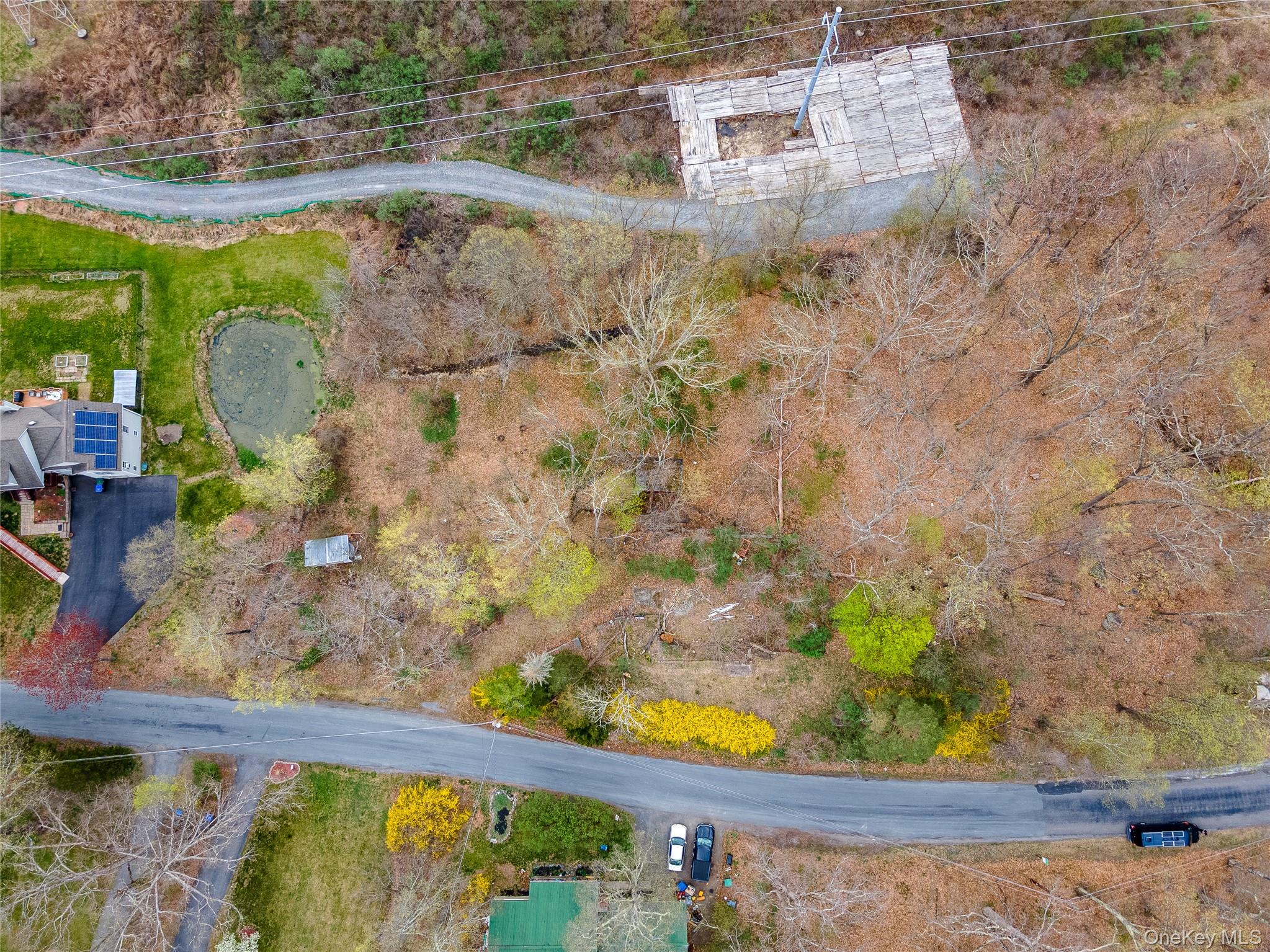 27 E Green Road, Rock Tavern, NY 12575