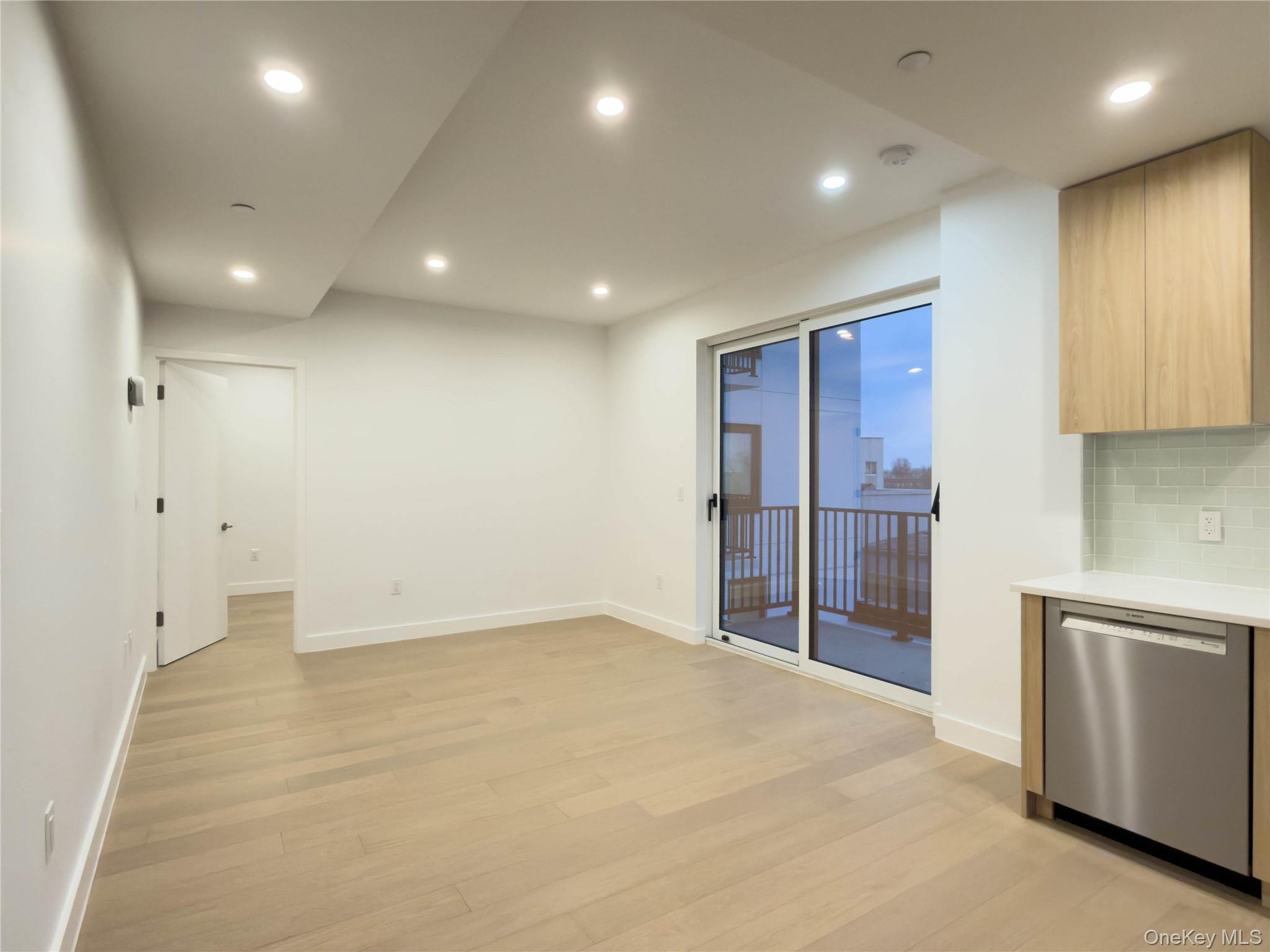 150-02 Northern Boulevard # 3C, Flushing, NY 11354