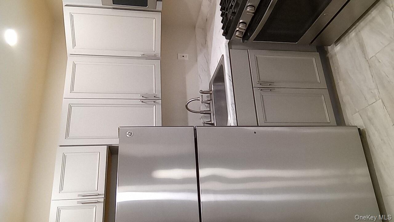 21 Sierra # 21, Coram, NY 11727