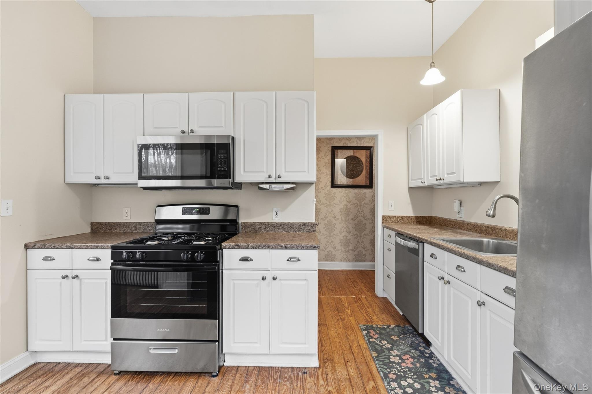 11 Oakdale Manor, Suffern, NY 10901