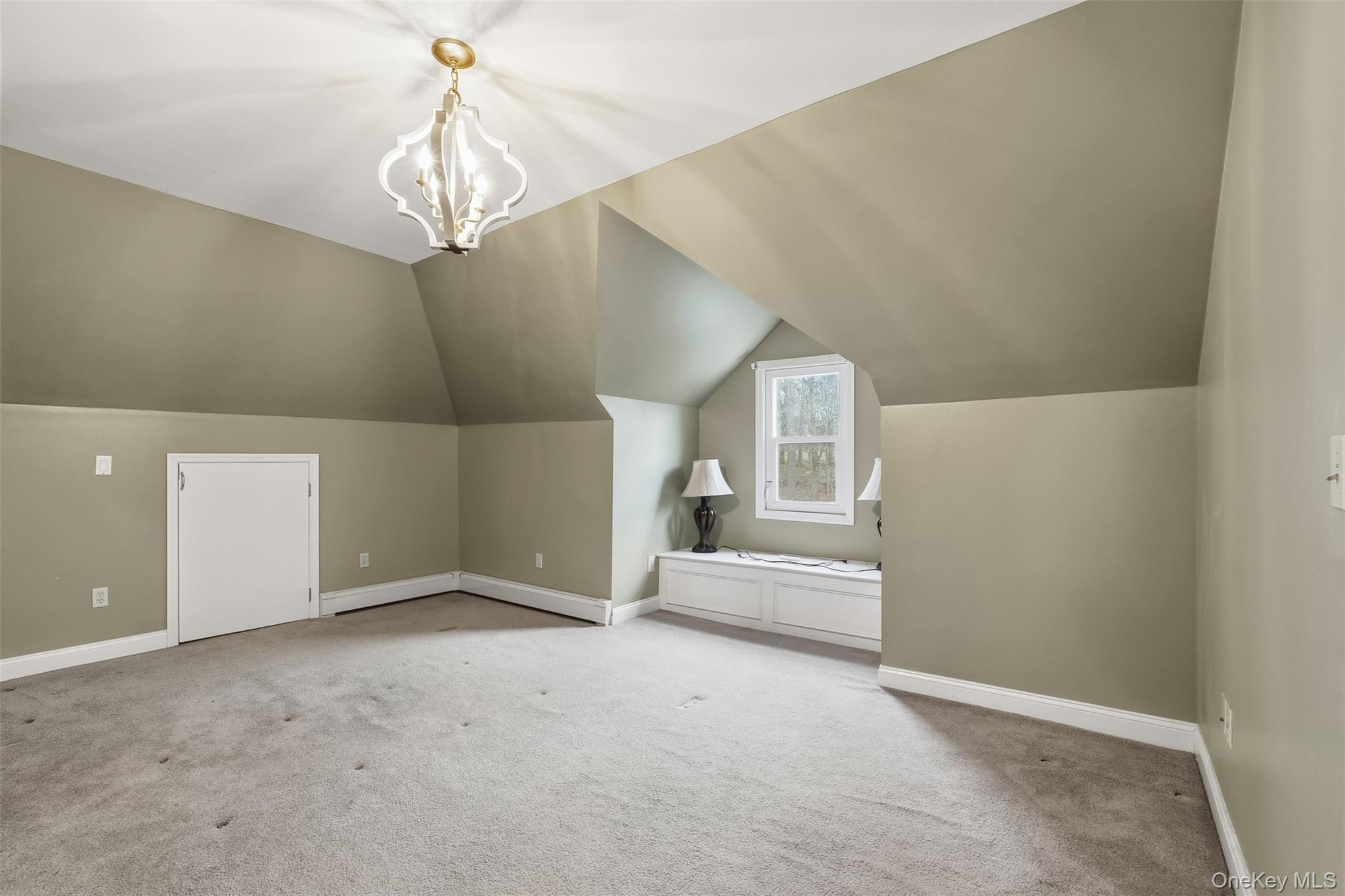 11 Oakdale Manor, Suffern, NY 10901