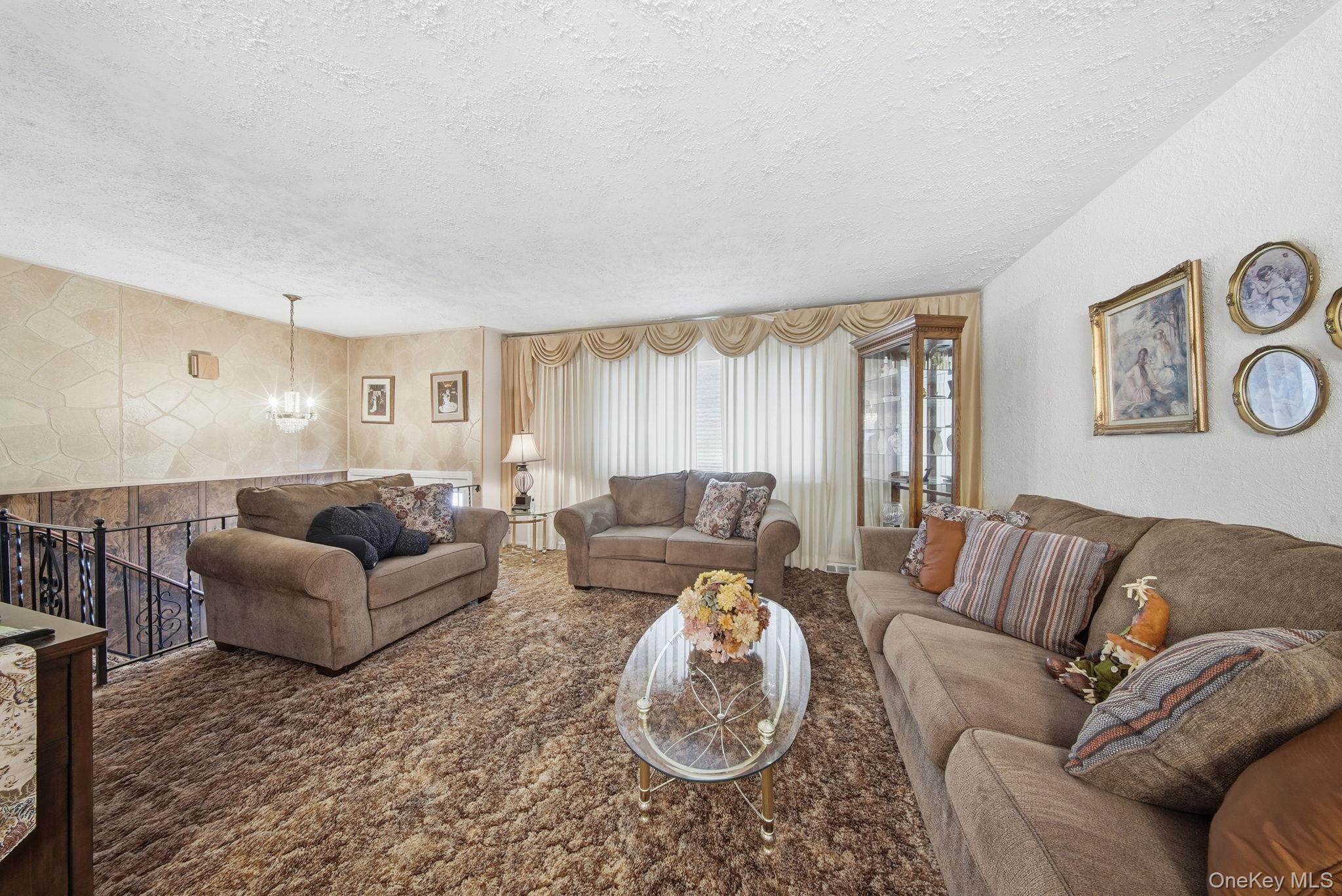 9 Michele Court, Middletown, NY 10941