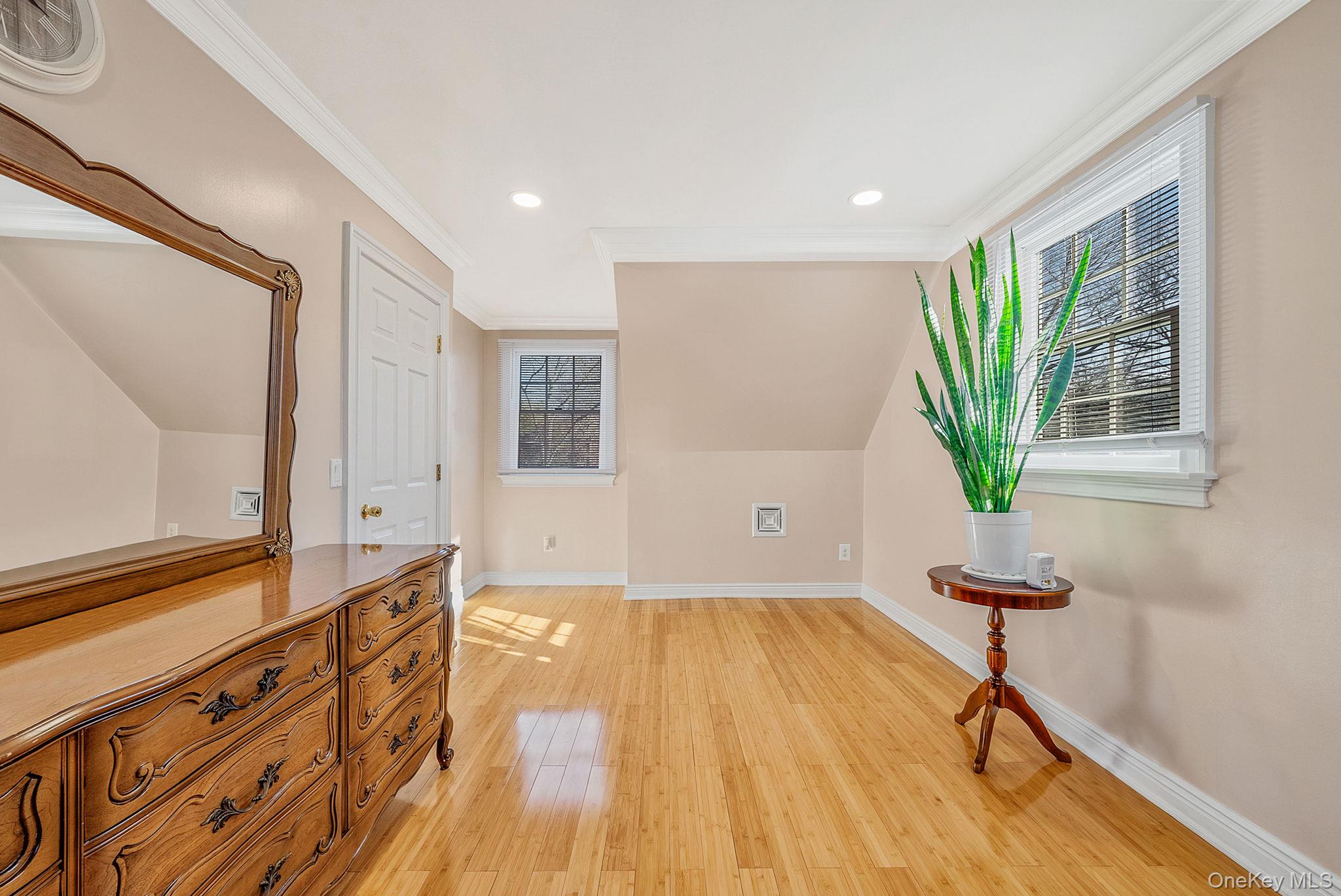 20 Howe Road, Coram, NY 11727