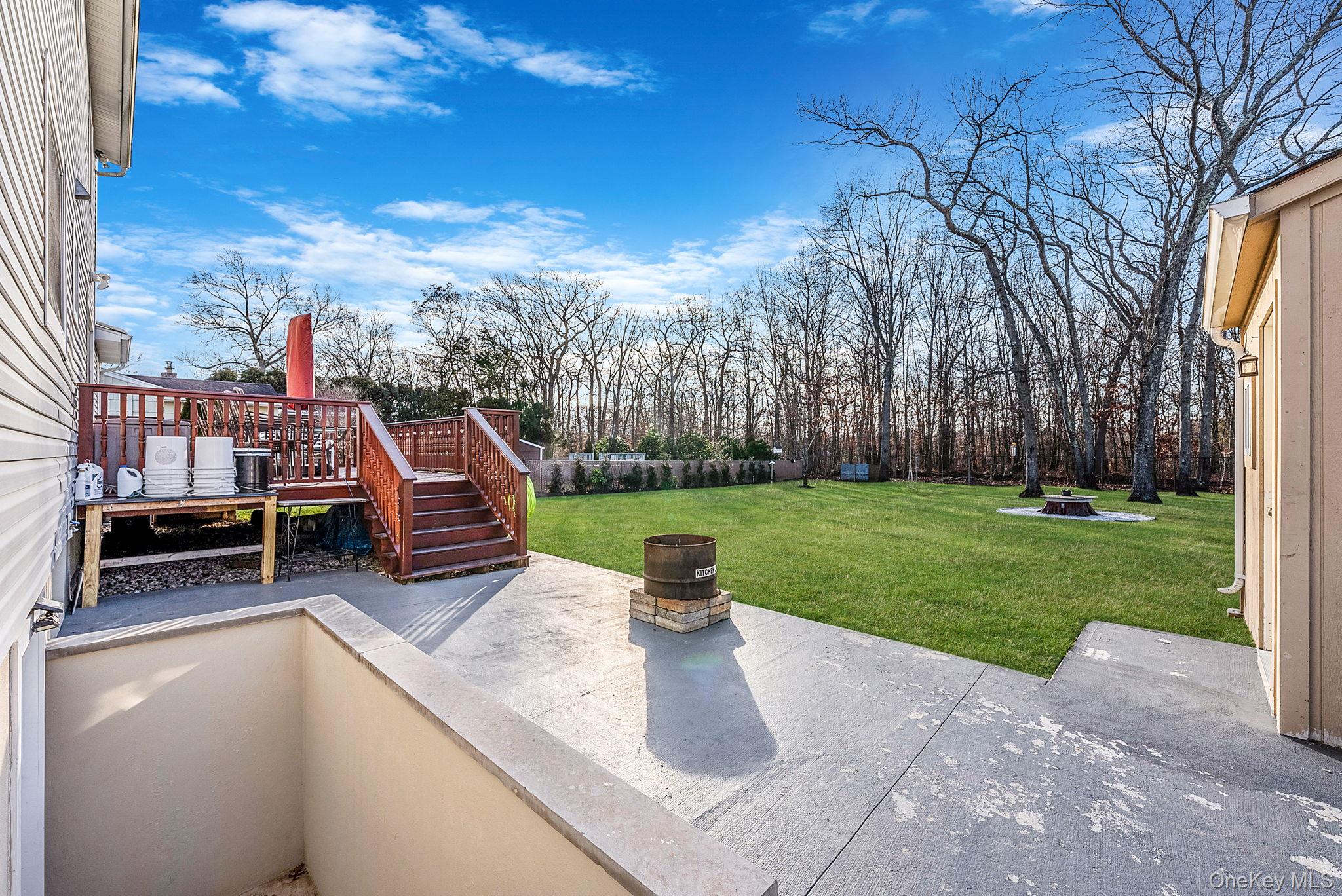 20 Howe Road, Coram, NY 11727