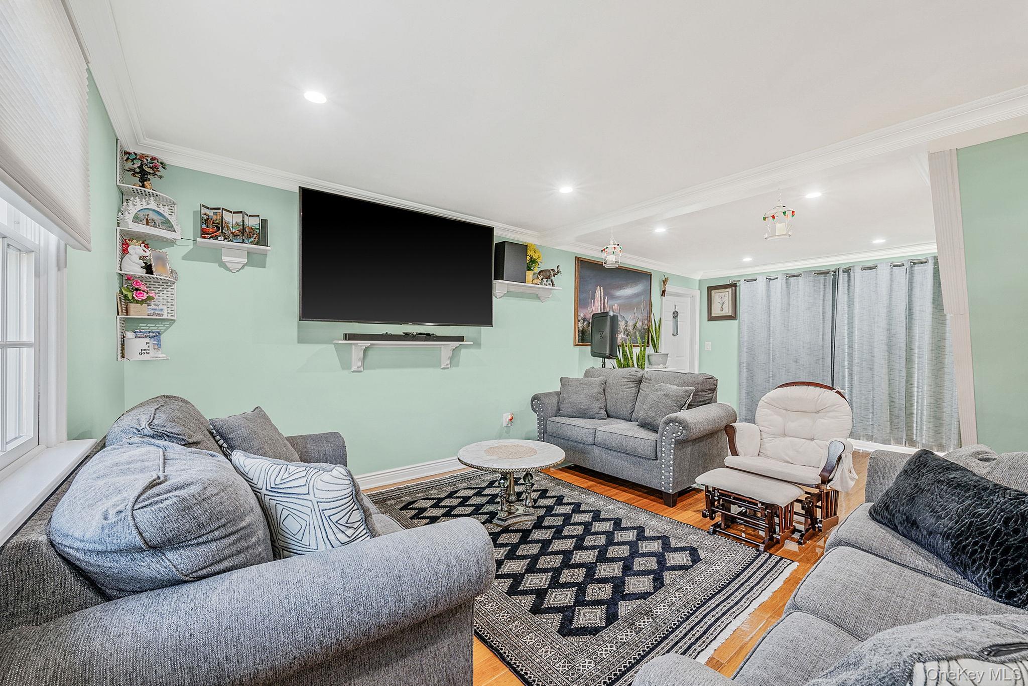 20 Howe Road, Coram, NY 11727