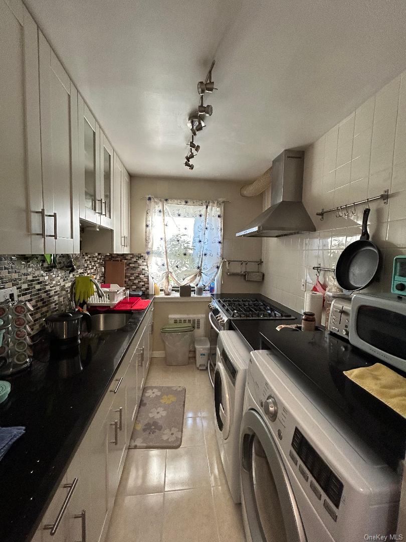 17-52 166th # 4-193, Whitestone, NY 11357