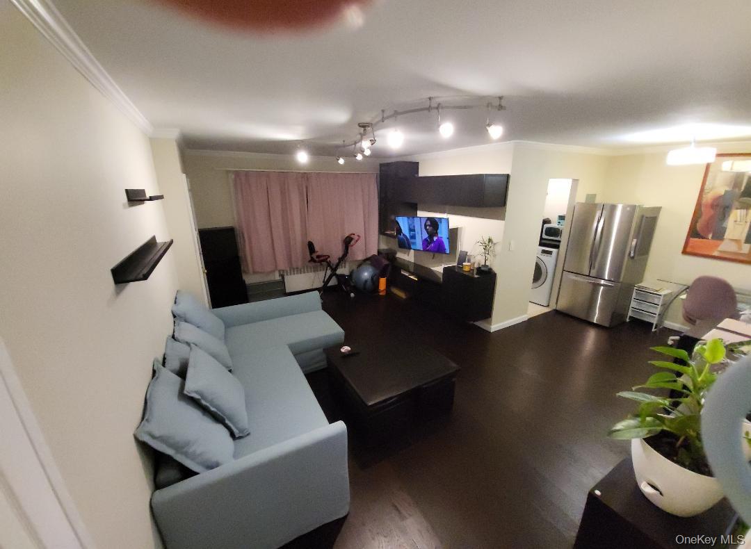 17-52 166th # 4-193, Whitestone, NY 11357