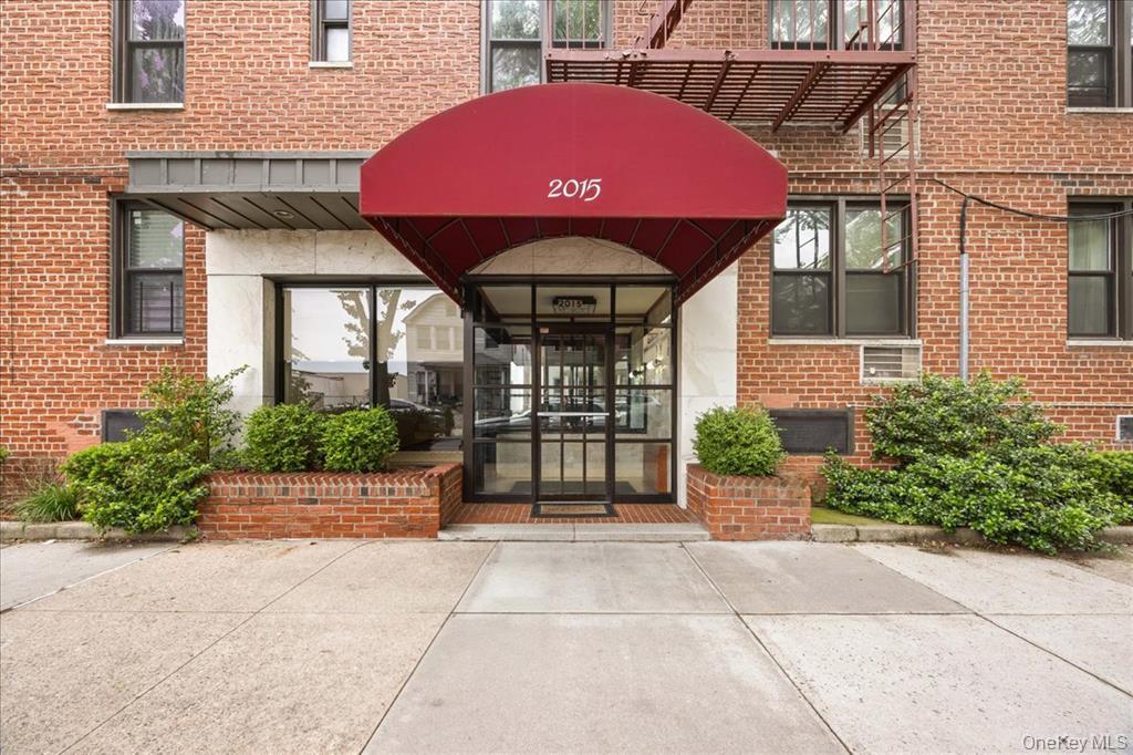 2015 St Paul Avenue # 3G, Bronx, NY 10461