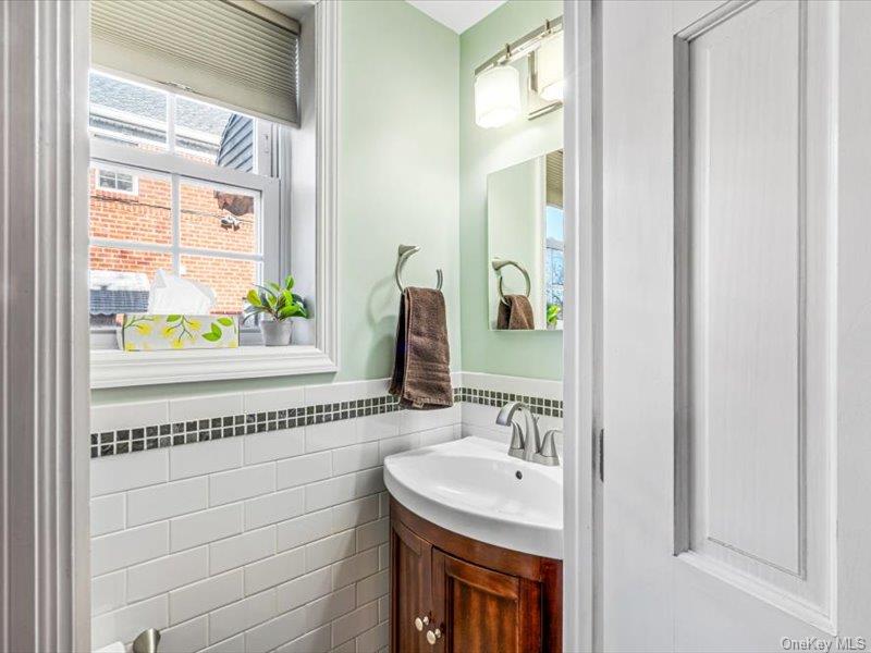 8207 213th Street, Queens Village, NY 11427