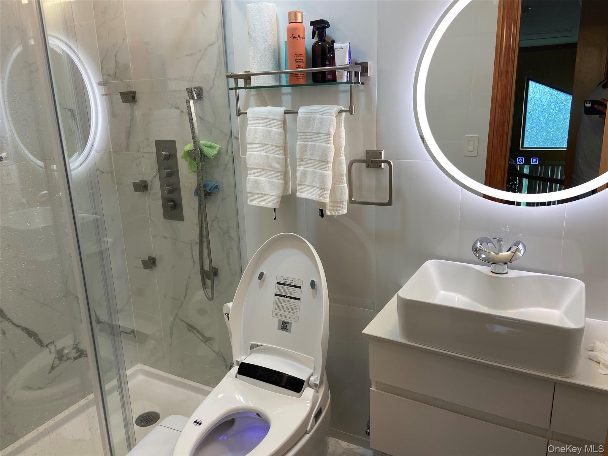 52 Oakwood Court, Baldwin, NY 11510